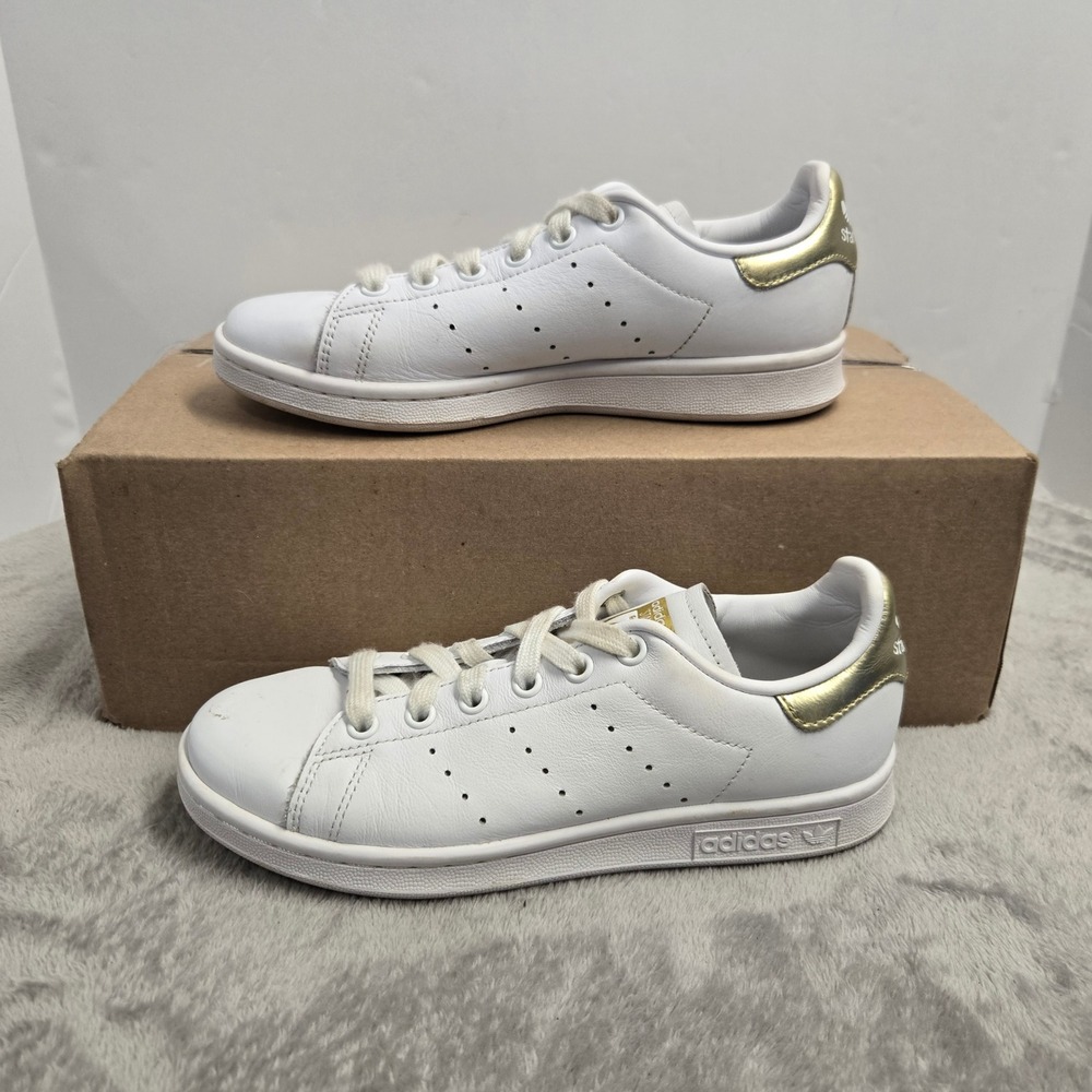 Adidas Stan Smith White Gold Metallic Leather Sneakers EE8836 Womens 5.5